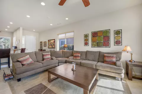 Living - 81587 Avenida De Baile, Indio, CA 92203 photo 2 of 4