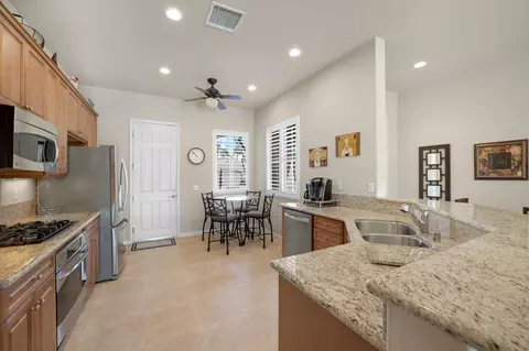 Kitchen - 81587 Avenida De Baile, Indio, CA 92203 photo 4 of 4