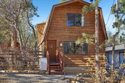 758 Pine Ln, Sugarloaf, CA 92386