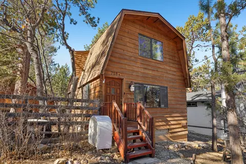 Exterior - 758 Pine Ln, Sugarloaf, CA 92386 photo 3 of 6