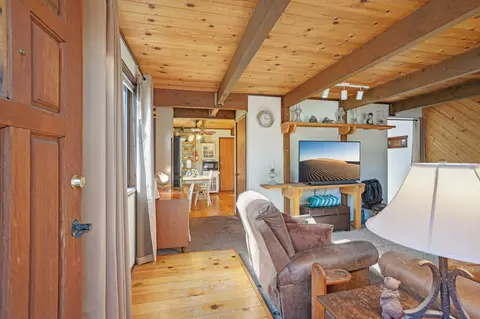 Entry Way - 758 Pine Ln, Sugarloaf, CA 92386 photo 2 of 3