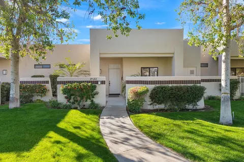 29261 E Portales Dr, Cathedral City, CA 92234