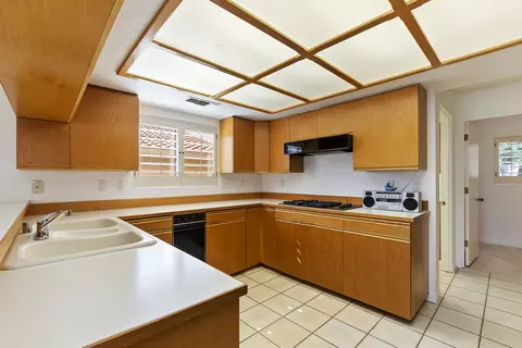 Kitchen - 82300 Vandenberg Ct, Indio, CA 92201 photo 1 of 1