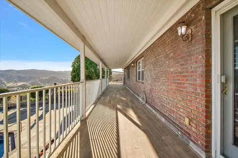 Exterior - 13292 Revello Rd, Redlands, CA 92373 photo 3 of 14