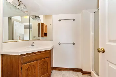 Bath - 13292 Revello Rd, Redlands, CA 92373 photo 3 of 9