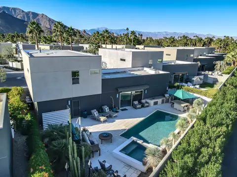 452 Chelsea Dr, Palm Springs, CA 92262