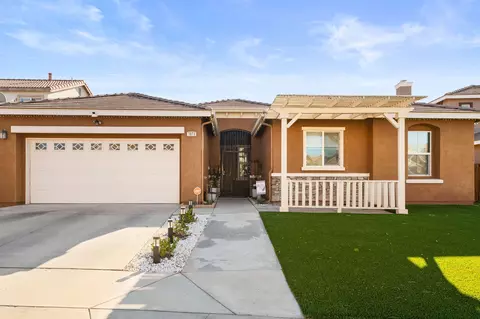 1874 Rosemont Cir, San Jacinto, CA 92583