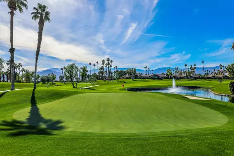 355 Red River Rd, Palm Desert, CA 92211