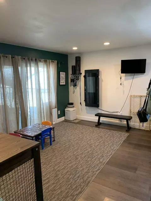 Living - 1521 Clock Ave, Redlands, CA 92374 photo 6 of 6