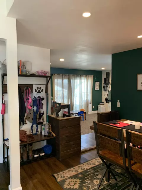 Entry Way - 1521 Clock Ave, Redlands, CA 92374 photo 1 of 5