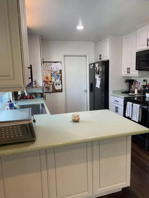 Kitchen - 1521 Clock Ave, Redlands, CA 92374 photo 1 of 7