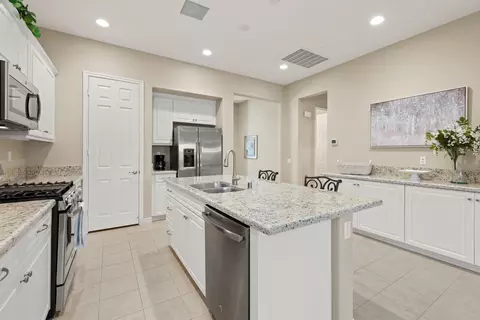 85664 Treviso Dr, Indio, CA 92203 photo 6