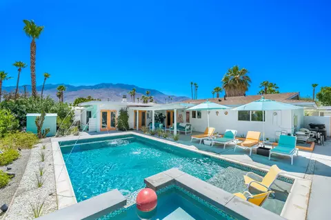 3571 E Vivian Cir, Palm Springs, CA 92262
