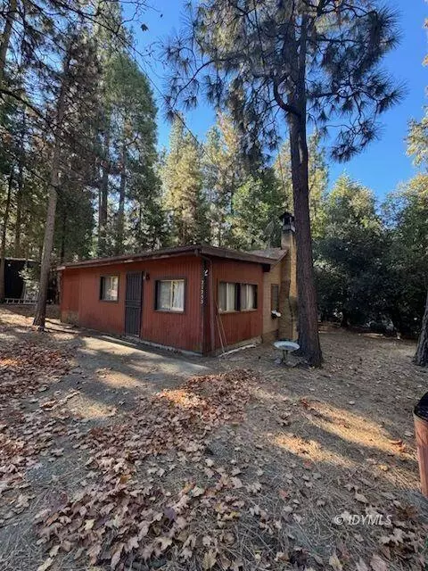 27255 Saunders Meadow Rd, Idyllwild, CA 92549
