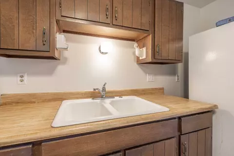 Kitchen - 169 Cedar Ln, Sugarloaf, CA 92386 photo 3 of 3