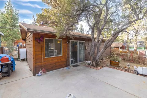 Exterior - 169 Cedar Ln, Sugarloaf, CA 92386 photo 5 of 9