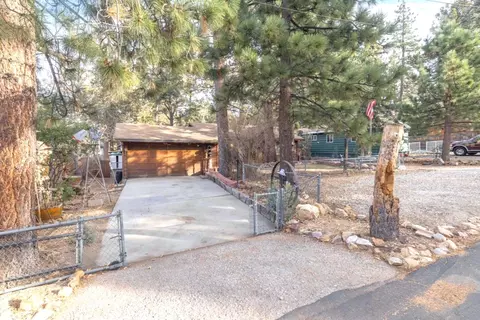 Exterior - 169 Cedar Ln, Sugarloaf, CA 92386 photo 3 of 9