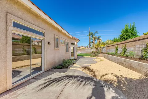 Exterior - 79110 Cindy Ct, La Quinta, CA 92253 photo 5 of 9