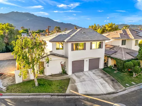 33465 Campus Ln, Cathedral City, CA 92234