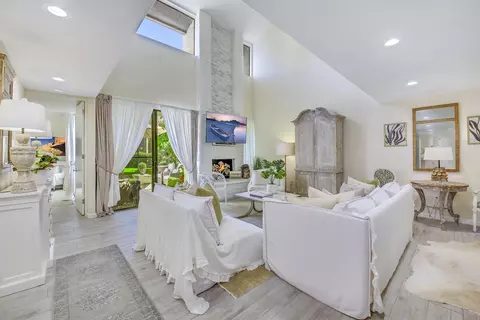 45755 Juniper Cir, Palm Desert, CA 92260