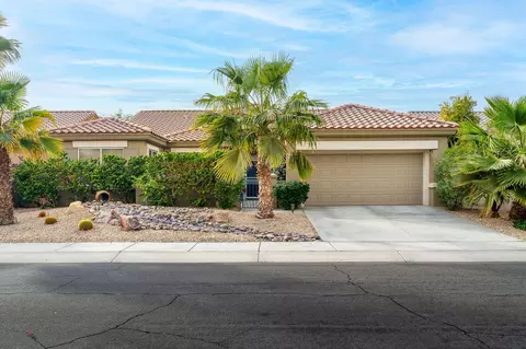 78703 Platinum Dr, Palm Desert, CA 92211