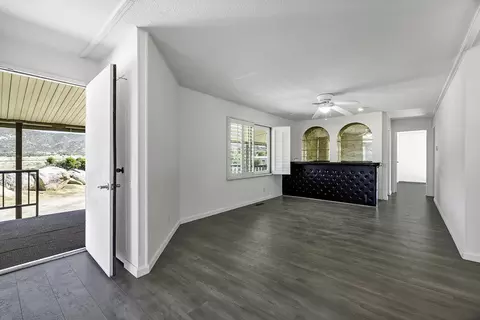 Living - 58808 Burnt Valley Ln, Anza, CA 92539 photo 2 of 3