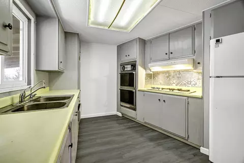 Kitchen - 58808 Burnt Valley Ln, Anza, CA 92539 photo 2 of 2