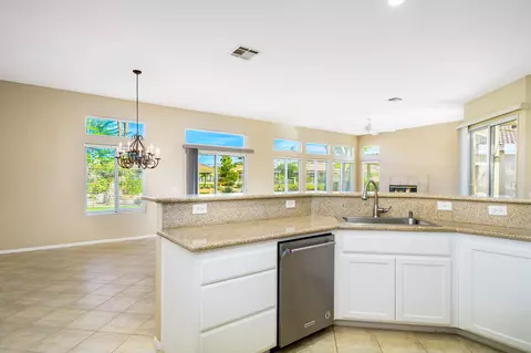 Kitchen - 82654 Hamilton Ct, Indio, CA 92201 photo 2 of 5