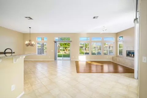 Living - 82654 Hamilton Ct, Indio, CA 92201 photo 2 of 9