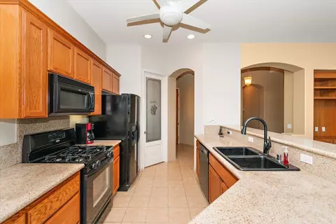 49775 Wayne St, Indio, CA 92201 photo 15