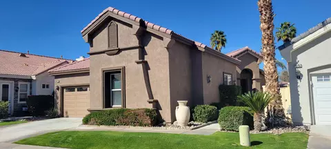 49775 Wayne St, Indio, CA 92201 photo 3