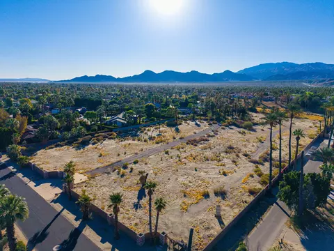 72111 Clancy Ln, Rancho Mirage, CA 92270