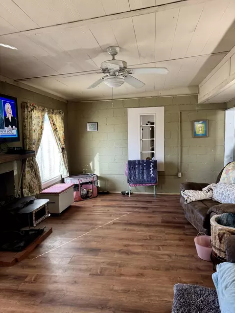 2975 La Habra, Yucca Valley, CA 92284 photo 4