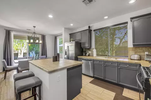 Kitchen - 48046 Chandler Ct, Indio, CA 92201 photo 2 of 3