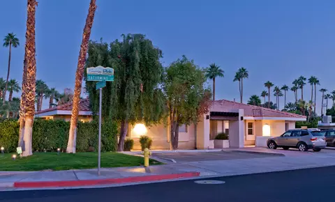 1945 E Calle Lileta, Palm Springs, CA 92262