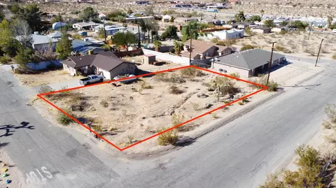 6678 Hillview Rd, Joshua Tree, CA 92252