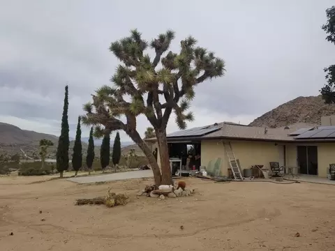 Exterior - 63025 Turtle Rd, Joshua Tree, CA 92252 photo 10 of 18