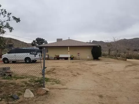 Exterior - 63025 Turtle Rd, Joshua Tree, CA 92252 photo 4 of 18