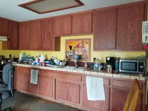 Kitchen - 63025 Turtle Rd, Joshua Tree, CA 92252 photo 3 of 3