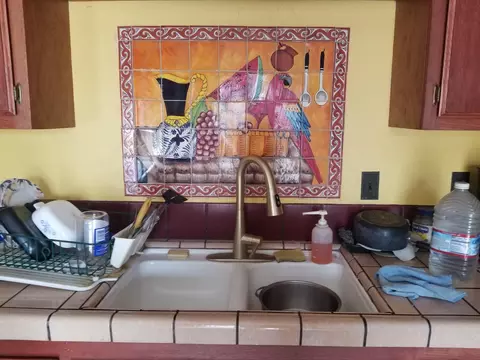 Kitchen - 63025 Turtle Rd, Joshua Tree, CA 92252 photo 1 of 3