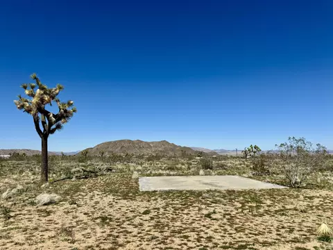 59191 Reche Rd, Landers, CA 92285 photo 4