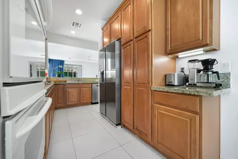 Kitchen - 41575 Via Arleta, Indio, CA 92203 photo 2 of 3