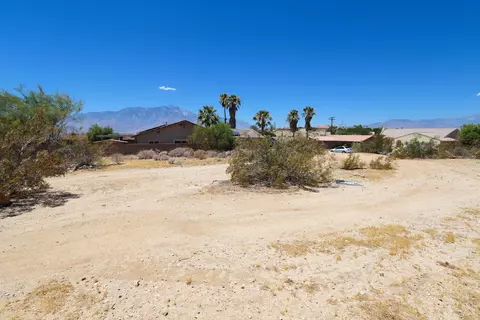 010 Quinta Way, Desert Hot Springs, CA 92240
