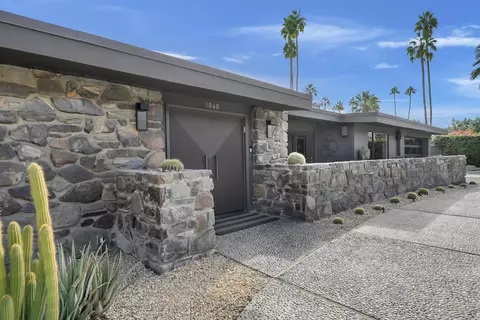 1060 S Paseo De Marcia, Palm Springs, CA 92264