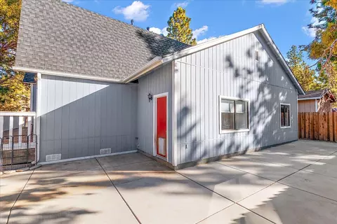 Exterior - 859 Cypress Ln, Big Bear City, CA 92314 photo 11 of 16
