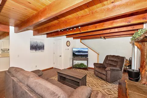 Living - 859 Cypress Ln, Big Bear City, CA 92314 photo 2 of 4