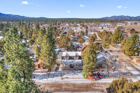 View/Area - 859 Cypress Ln, Big Bear City, CA 92314 photo 2 of 3