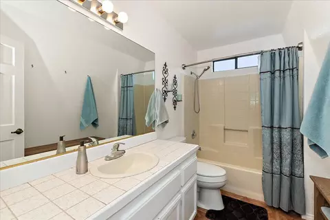 Bath - 859 Cypress Ln, Big Bear City, CA 92314 photo 1 of 2