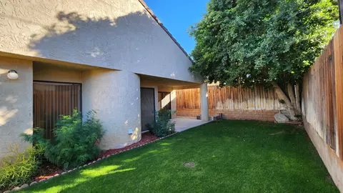 Exterior - 54845 Avenida Ramirez, La Quinta, CA 92253 photo 2 of 7