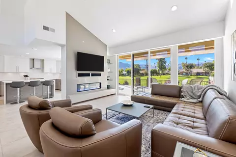 237 Serena Dr, Palm Desert, CA 92260